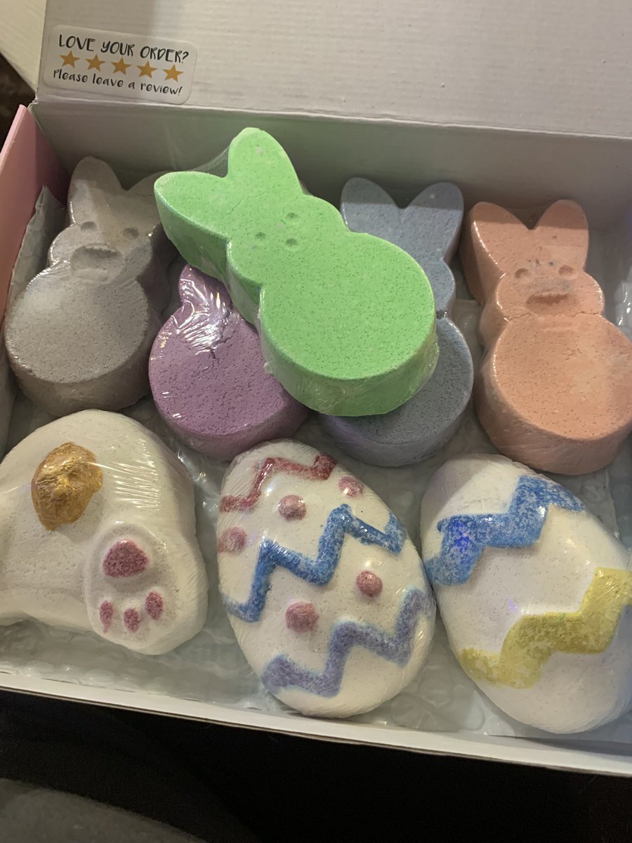 beverly anne michel (author) (@beverlyamichel) on Twitter photo Iโve been giggling since I opened the box <a href="/JumpyJellybean_/">The Bath Bomb Dealer ๐ง๐ฝโโ๏ธ๐ง๐ป๐๐ฝ</a>
These are so cute and silly and smell amazing!! Iโve been giggling since I opened the box <a href="/JumpyJellybean_/">The Bath Bomb Dealer ๐ง๐ฝโโ๏ธ๐ง๐ป๐๐ฝ</a>
These are so cute and silly and smell amazing!!