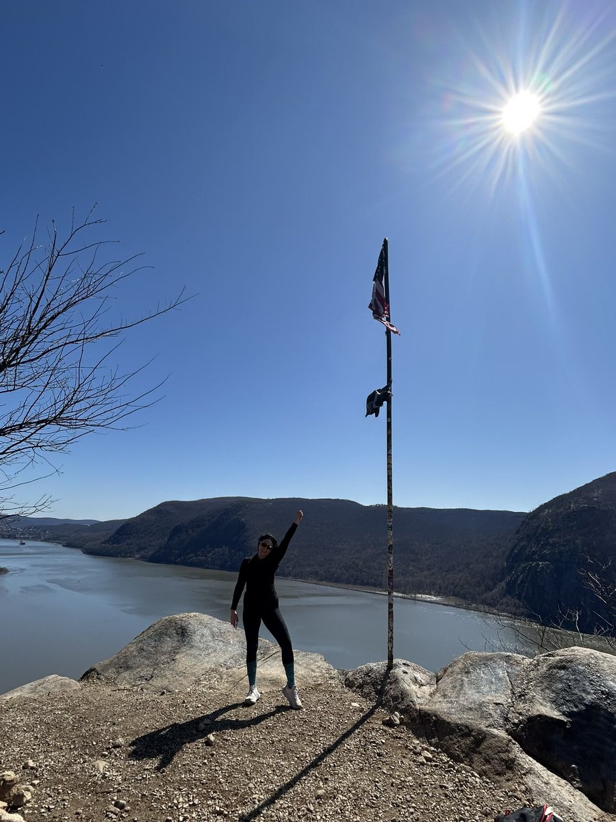 Climbed a mountain with my badass bestie <a href="/amikoland/">AMIKOLAND</a>