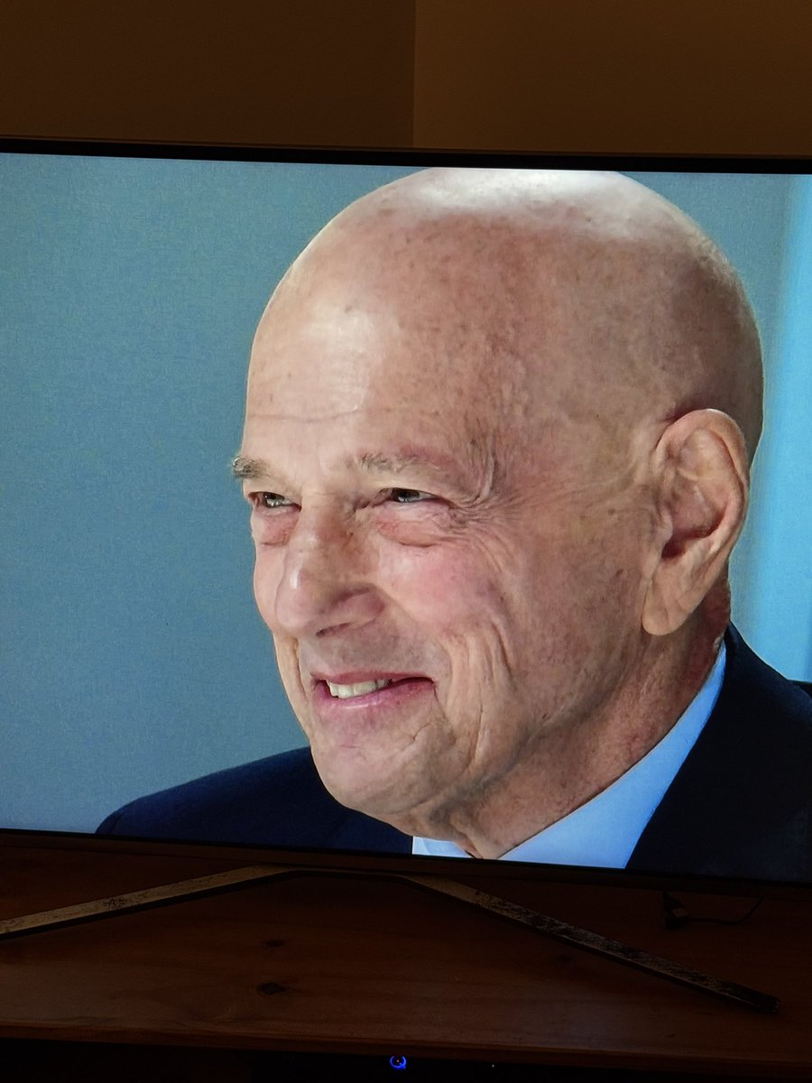 creidy86's tweet photo. I second @KrissNufc83  … we love to see you smile @claudelittner …. Unless we have have a faulty TV screen ? 😂 https://t.co/A7KbDJ3QNF