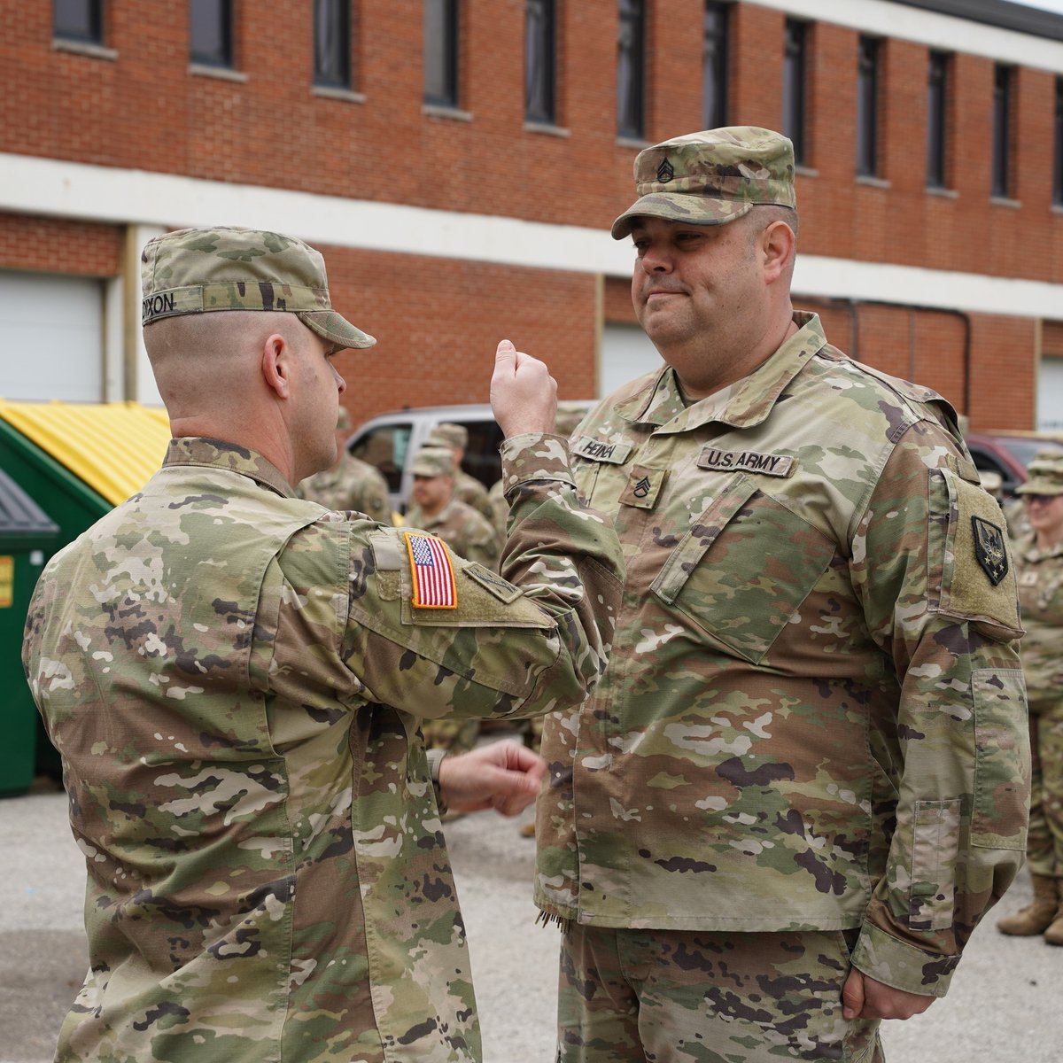 Missouri_NG's tweet photo. 🎉 Promotion Highlights: 110th MEB 🎉
Congrats to these #MoGuard Soldiers on their promotions!
🏅 SFC Bundy
🏅 SSG Heinen
🏅 SGT Joiner (not pictured)
🏅 SGT Rolf – pinned by her mother
Your leadership strengthens our force!
#AlwaysReadyAlwaysThere #GoMoGuard https://t.co/CeZNrwVuzn