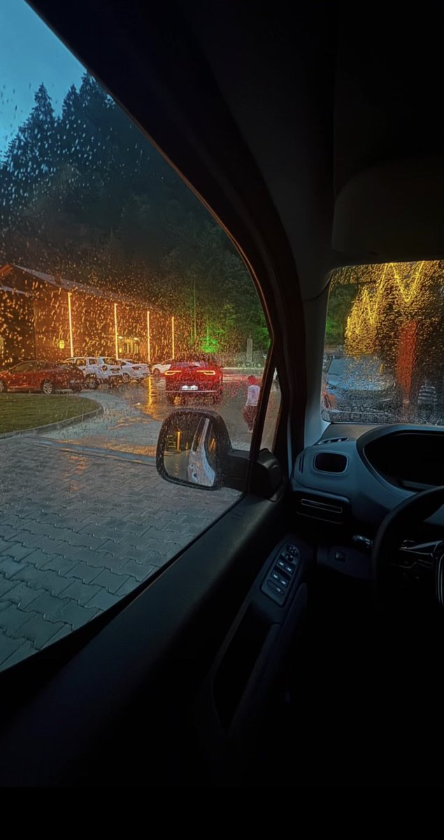 يارب ارزقنا بأيامٍ مِن فرط بهَجتها تنعِكس 
على وجوُهنا آثارها