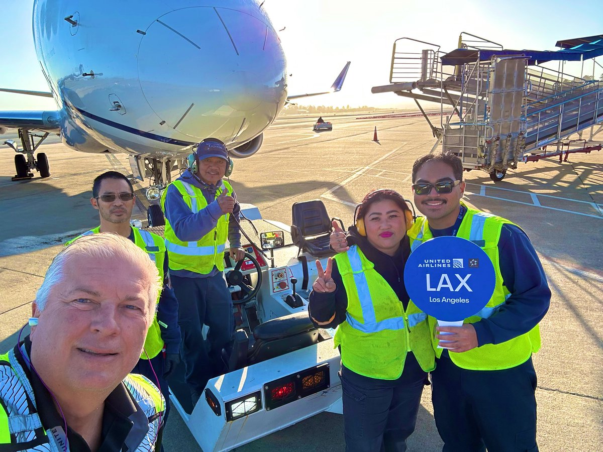 West Coast Mike (@westcoastmike1) on Twitter photo Nice visit with our <a href="/united/">United Airlines</a> ✈️ <a href="/UGESocial/">United Ground Express</a> Team <a href="/MRY/">MRY</a> 🛬 Connecting people. Uniting the world. 💙 <a href="/LizetteUGEMRY/">Lizette Smith</a> #beingunited #wearerls Nice visit with our <a href="/united/">United Airlines</a> ✈️ <a href="/UGESocial/">United Ground Express</a> Team <a href="/MRY/">MRY</a> 🛬 Connecting people. Uniting the world. 💙 <a href="/LizetteUGEMRY/">Lizette Smith</a> #beingunited #wearerls