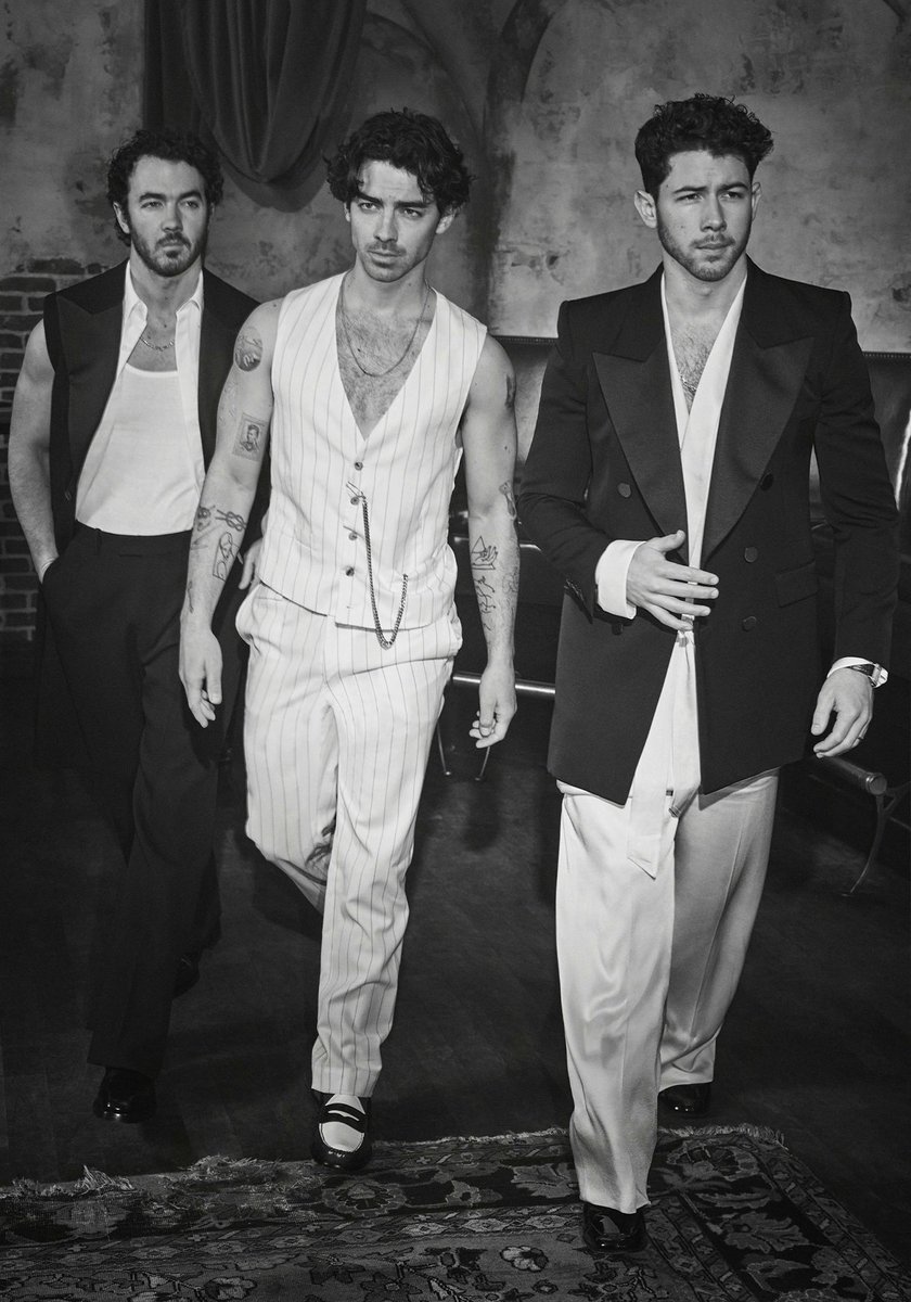 20 years of the <a href="/jonasbrothers/">Jonas Brothers</a> ❤️