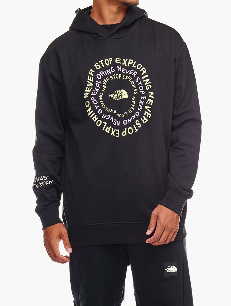 Yo, fam! Check this North Face drip – the TNF Black NSE Graphic Hoodie Jacket! Long sleeves, dope graphic on the chest, and that perf regular fit. Slayin’ it for the ‘Gram – hit that like button, besties! #NorthFaceVibes #HoodieSzn #stylehubemporium