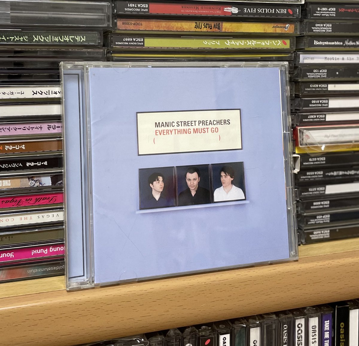 OKASHI6969's tweet photo. Manic Street Preachers
A Design for Life
https://t.co/ZY2sPqIHfW @YouTube
#ManicStreetPreachers
#ADesignforLife
#いってきます
good morning☕️🎶 https://t.co/VNrZBkTJvU