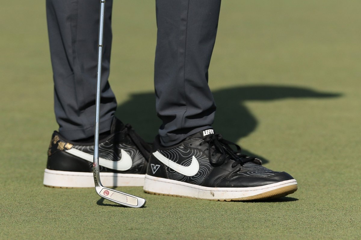 ComplexSneakers's tweet image. Phil Mickelson has been going in with the custom sneakers at the Masters 🔥