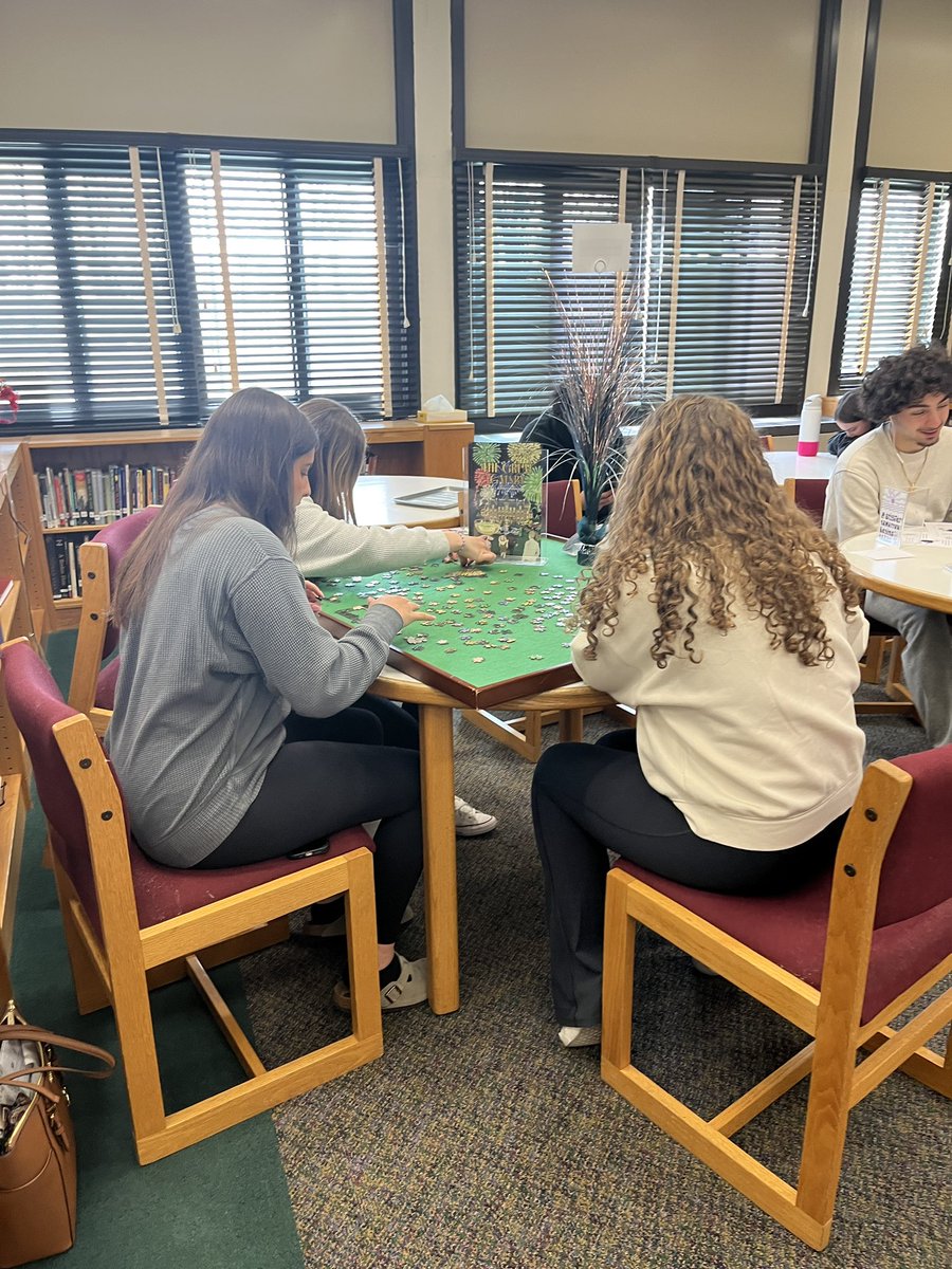 Meghan Basch Stern tweet media