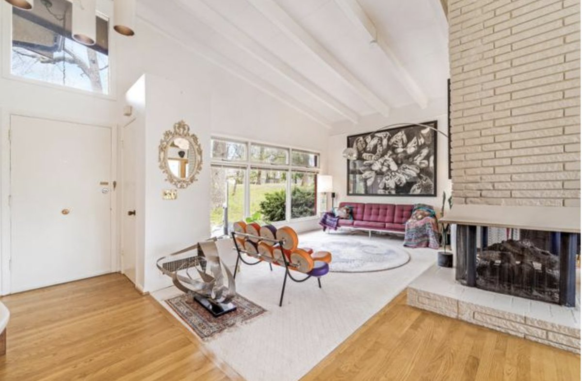 CountryLife717's tweet image. countrylifedreams.com/c-1960-tenness…
#Tennessee #midcenturymodern #splitlevel on 1.03 Acres. $750,000.