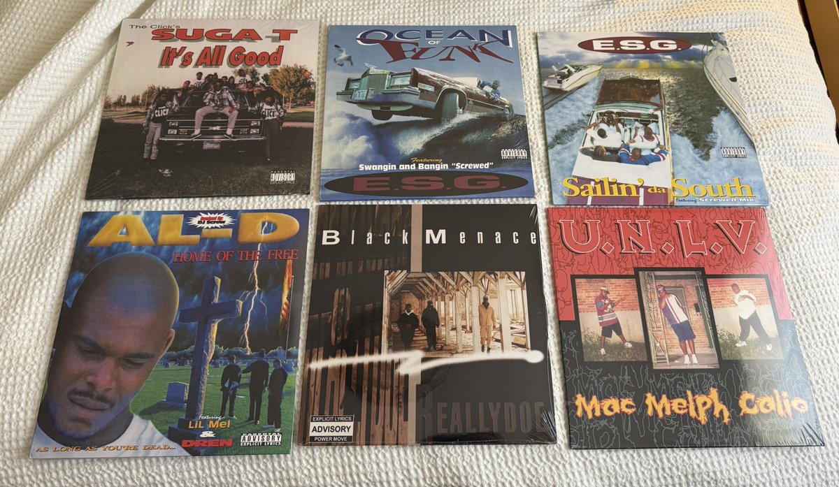 dubmaxx's tweet image. Bought myself a few birthday gifts