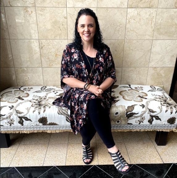 SarahLynneCR's tweet photo. If God gave you a message...
Let’s make sure people hear it.
Christian authors and speakers:
$250/month for social media support.
Book by May 1 >> https://t.co/vpvVamDJW5
#ShareYourCalling #FaithBasedMarketing #ContentForChrist https://t.co/g0T1nv9RV4