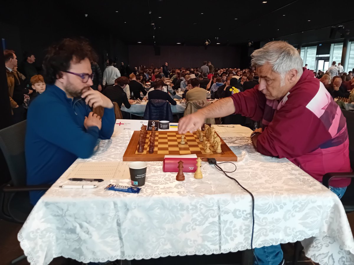 Vasyl opts for 1.c4 against IM Ezra Kirk at the start of the 3rd round on the first double-day at the Reykjavik Open.