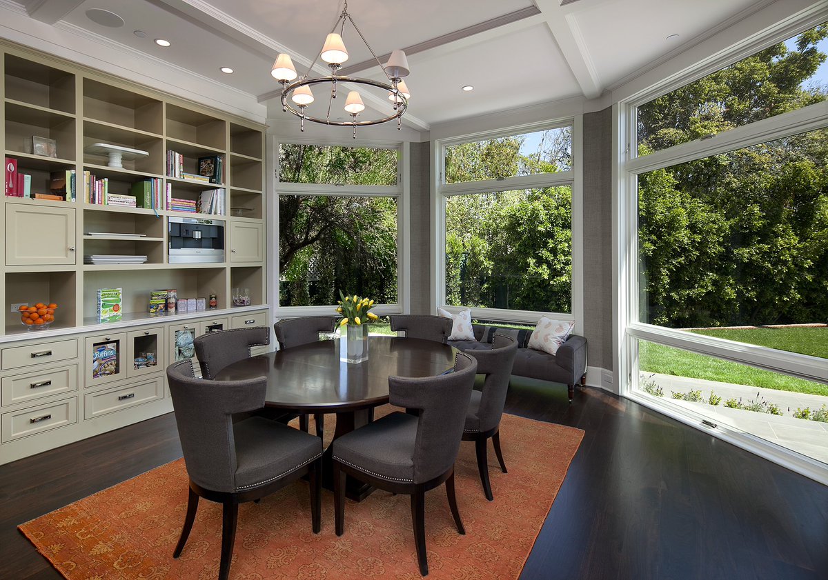 laurimstudio's tweet photo. Fresh season, fresh space. 🌿 Spring is the perfect time to refresh your home and your mindset. At Lauri Morrison Studio, we believe thoughtful design begins with clarity. Let's make space for what matters most.

https://t.co/RsKX0JXgrI https://t.co/VJ75m4UPAo