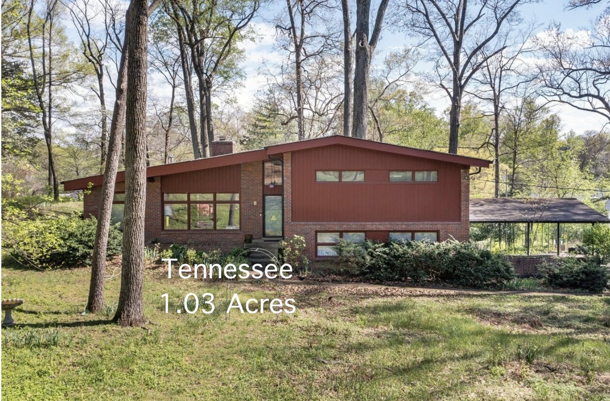 oldhousescall's tweet image. countrylifedreams.com/c-1960-tenness…
#Tennessee #midcenturymodern #splitlevel on 1.03 Acres. $750,000.