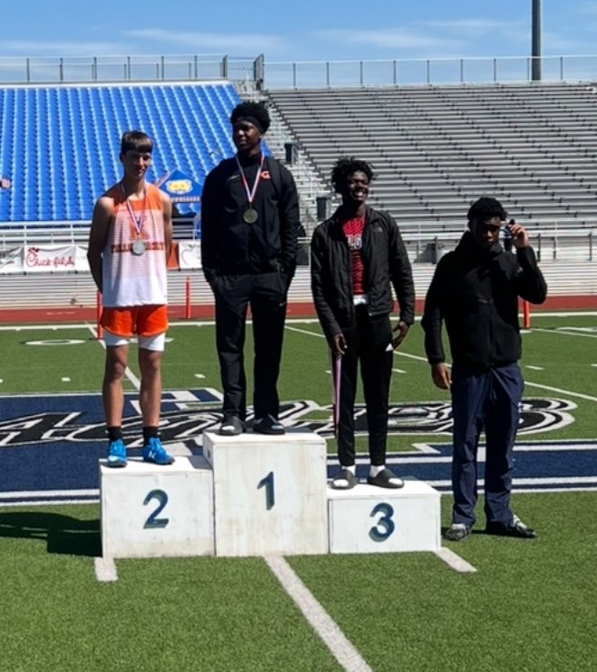 TavarusRider's tweet photo. With a 2nd Place finish in the Area Track Meet, Josiah Young qualifies for Regionals, https://t.co/bipJ63GP5M