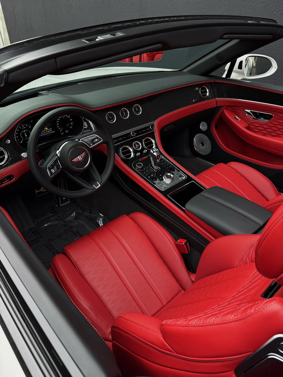 JoeW6_'s tweet photo. A $400,000 example of the new Bentley GTC Speed First Edition ✍️ https://t.co/tdmnEnzByF
