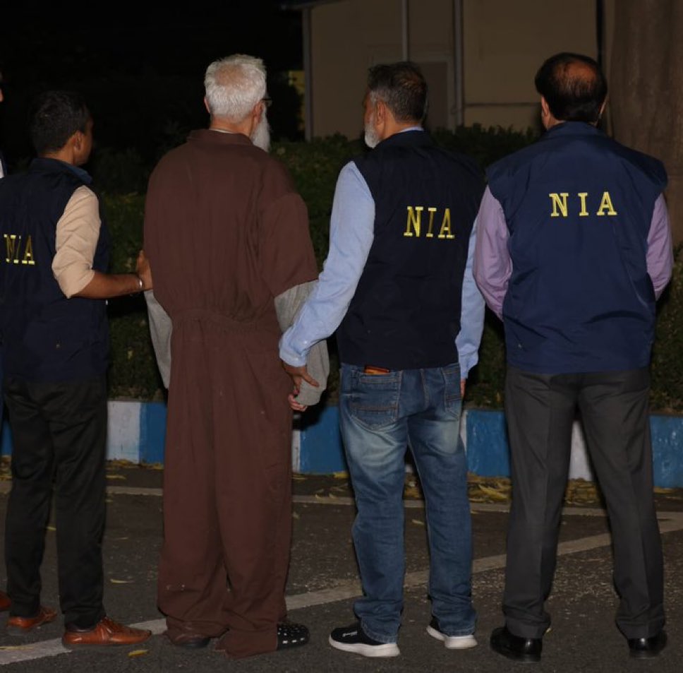 AmanKayamHai_'s tweet photo. Tahawwur Rana is just the beginning

Next stop: Hafiz Saeed, the mastermind of 26/11

Under PM Modi’s leadership, India is closing in — one terrorist at a time

Justice for Mumbai is not a hope, it’s a mission

#JusticeFor2611 #HafizSaeedNext https://t.co/saSV4mH8G2