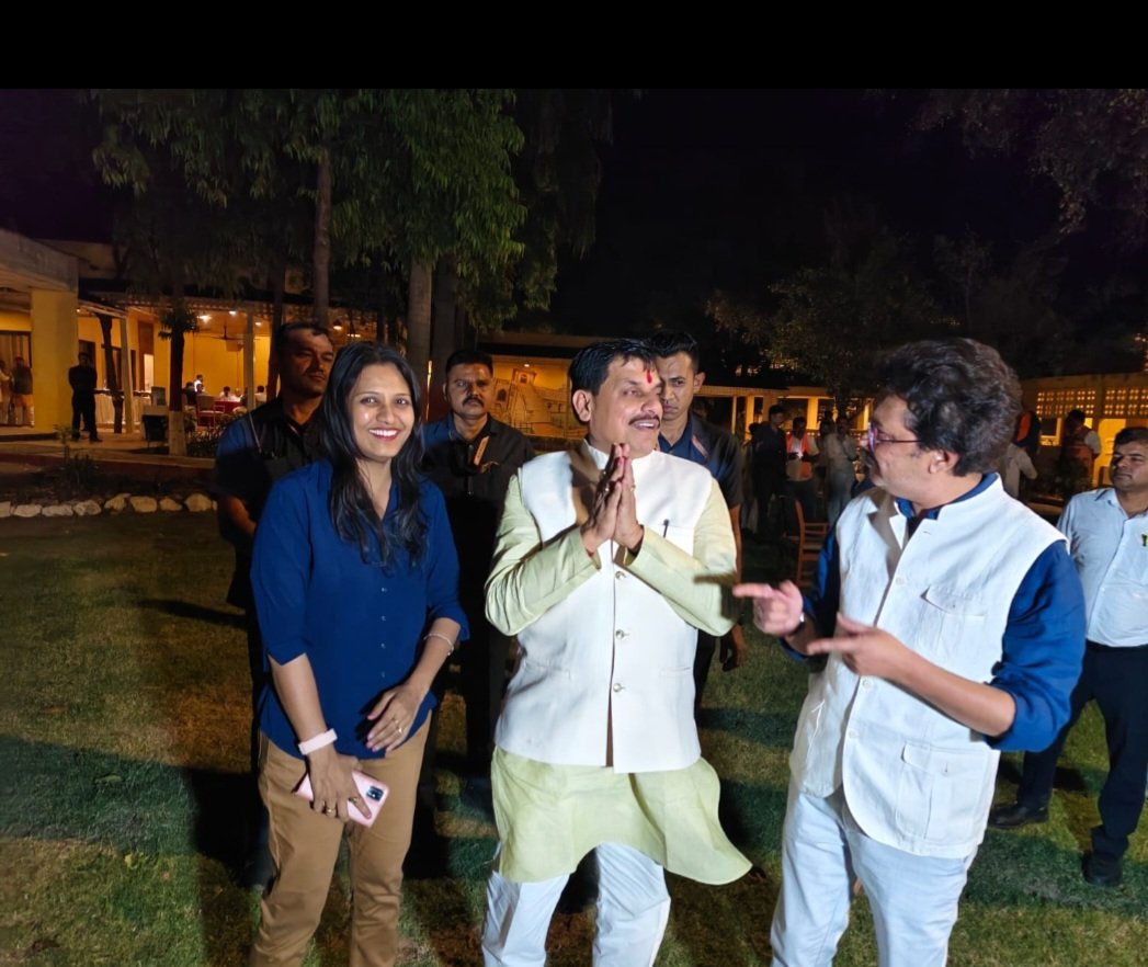 IndoreNaaz's tweet photo. MP ke chief minister Dr mohan yadav ji , special one to one https://t.co/o84nGY7voz