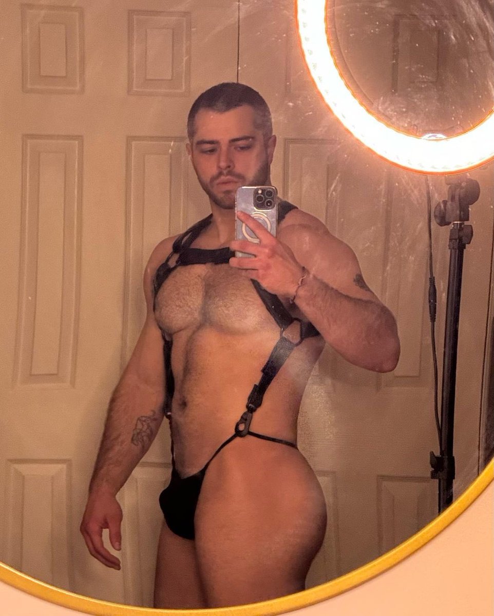 fervidhorny's tweet photo. https://t.co/gnj7sLKhhP