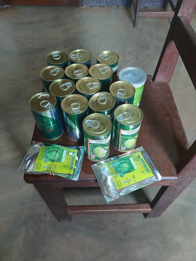 Community resilience! Whatever the situation we plant hope and vegetable to feed the population of Minembwe. Join the team and support people in need.