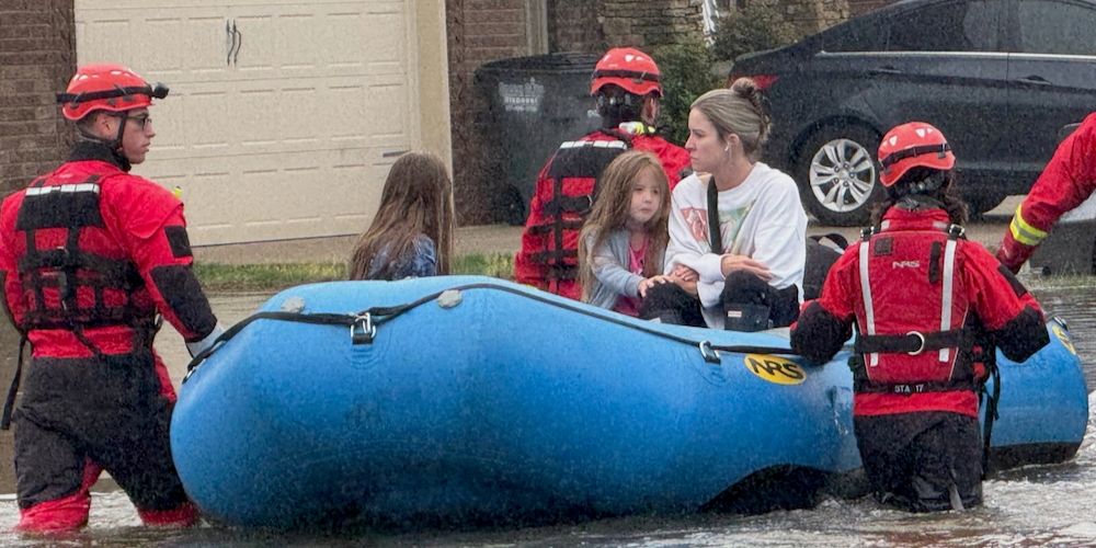 D1Baseball (@d1baseball) on Twitter photo "We’ve just got a bunch of guys who are made of the right stuff, and it’s just real. There’s nothing fake about it."
After severe flooding forced <a href="/coach_fanning/">Roland Fanning</a> and his family to evacuate their home, <a href="/GovsBSB/">Austin Peay Baseball</a>’s players came to their coach’s aid, physically and emotionally. "We’ve just got a bunch of guys who are made of the right stuff, and it’s just real. There’s nothing fake about it."
After severe flooding forced <a href="/coach_fanning/">Roland Fanning</a> and his family to evacuate their home, <a href="/GovsBSB/">Austin Peay Baseball</a>’s players came to their coach’s aid, physically and emotionally.