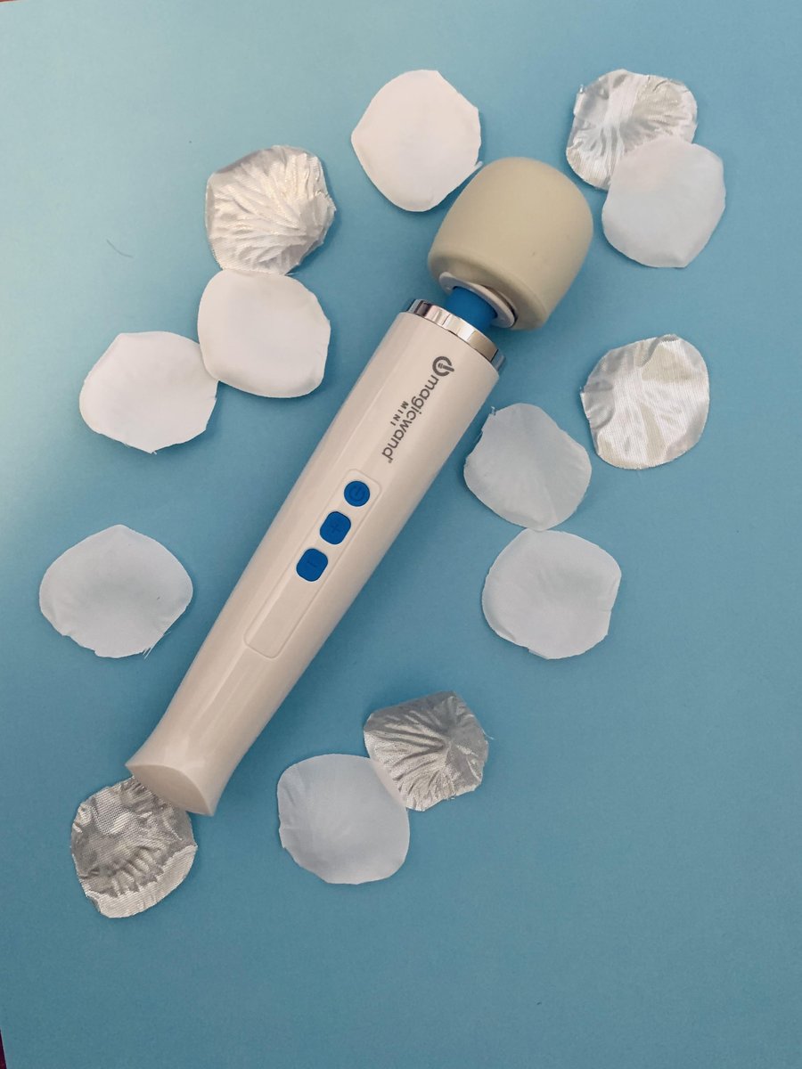 BettysToyBox's tweet photo. Magic Wand Mini is ready for spring! We thought it deserved a glamor shot moment. https://t.co/em51qTTPJG #sextoys #magicwand #hitachimagicwand #vibrators https://t.co/IE4veX8BCi