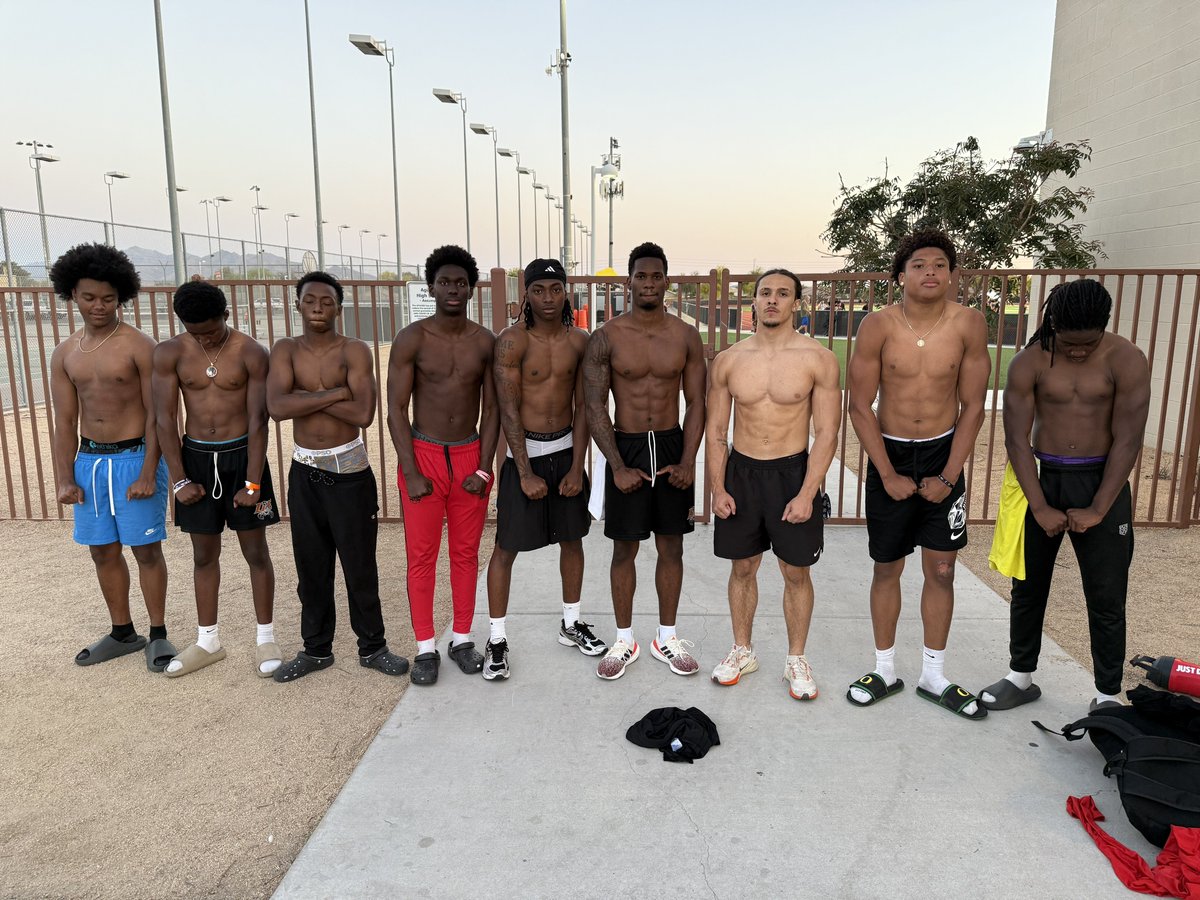Desert Edge Football (@dedgefootball) on Twitter photo DBU still strong 💪 Future is bright 💫🦂
<a href="/JaydenDawson_26/">Jayden dawson</a> <a href="/davis_jord21689/">Jordan davis</a> <a href="/woods_treyvon/">Treyvon Woods</a> <a href="/NekhiLambeth/">Nekhi Lambeth</a> <a href="/MikyalDavis/">Mikyal Davis</a> <a href="/CamHamiel/">Camren “Camo” Hamiel</a> <a href="/AntonioPara38/">Antonio “Tarzan” Para</a> <a href="/JaelynFlores04/">Jaelyn Easterling-Flores</a> <a href="/MarshawnColeman/">Marshawn Coleman</a> DBU still strong 💪 Future is bright 💫🦂
<a href="/JaydenDawson_26/">Jayden dawson</a> <a href="/davis_jord21689/">Jordan davis</a> <a href="/woods_treyvon/">Treyvon Woods</a> <a href="/NekhiLambeth/">Nekhi Lambeth</a> <a href="/MikyalDavis/">Mikyal Davis</a> <a href="/CamHamiel/">Camren “Camo” Hamiel</a> <a href="/AntonioPara38/">Antonio “Tarzan” Para</a> <a href="/JaelynFlores04/">Jaelyn Easterling-Flores</a> <a href="/MarshawnColeman/">Marshawn Coleman</a>