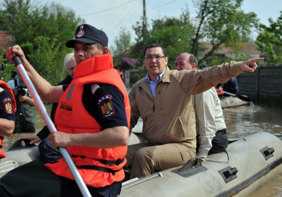 mihailneamtu's tweet photo. Imagine this. The socialist Prime Minister of Romania, Victor Ponta — legs crossed, sipping espresso in his government palace — stares at a map of the country while watching storm warnings flash across the screen. It’s 2014, and the Danube is rising. What does he do? He doesn’t panic. He doesn’t lead. No. He calmly decides to flood Romanian villages — his own countrymen — just so the firefighters in another nation wouldn’t have to break a sweat.

That’s right. He deliberately redirects nature’s fury toward the humble people of Mehedinți County. The result? Homes destroyed. Livestock drowned. Entire communities buried in mud and misery. A biblical disaster — engineered by a man who claimed to defend national sovereignty.

Now I ask you: where was the solidarity with the people who pay his salary? Where was the sacred duty of a leader to protect his flock? Did you hear a single word of apology? A hint of shame? Of course not.

And the cherry on top? After sacrificing his own citizens, Ponta was granted Serbian citizenship — a little thank-you gift for services rendered. A dirty deal, made in silence, at the expense of the Romanian people.

That’s not leadership. That’s betrayal, with a side of bureaucratic indifference. Can you imagine Donald Trump flooding Texas just to save Monterrey? Didn’t think so.

Romania doesn’t need another politician playing games with foreign capitals. It needs honor. It needs loyalty. It needs leaders who love all Romanians — rich or poor, urban or rural — and aren’t afraid to stand up for their own. #victorponta #romania