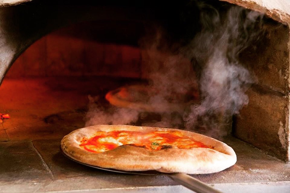 Dear friends as usual here we are with our weekly update.. tomorrow Friday 11th we will be at our usual spot @knockbredaparish 4:30-7pm #pizza #pizzanapoletana #belfast
