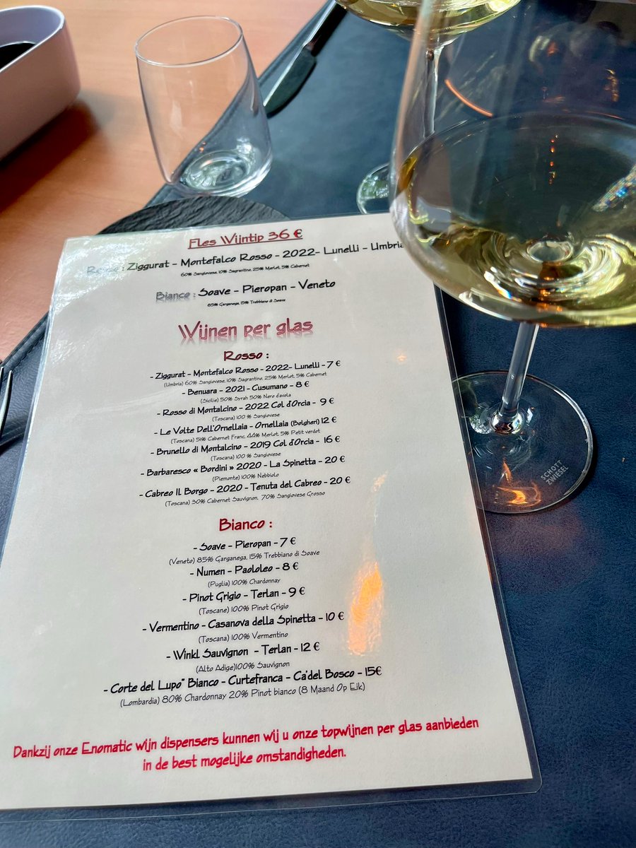 joukesp's tweet photo. #ThursdayLunch #NoCookingThursday #Saltimbocca #Pasta #LemonPie #IceTartufo
Decided to go to Nino’s in Mechelen for lunch.
We both had a fantastic saltimbocca served w pasta but different desserts. Lemon Pie for Htje, Ice Tartufo for me,
Great selection of wines by the glass. https://t.co/ZyfkGkRgvO