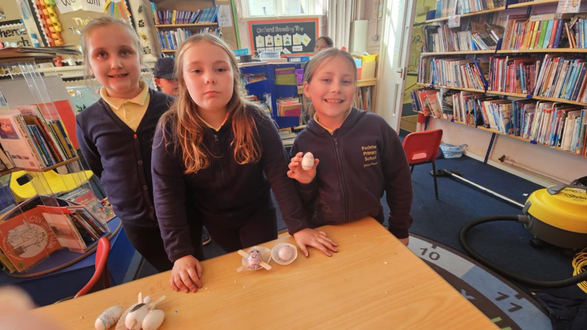 As our spring term draws to a close, with one day remaining, we’d like to thank all staff and volunteers who run extra curricular activities for the pupils.👏🏻Our lower phase textiles club &amp; crafty critters Eco club are proud to showcase their work 🤩