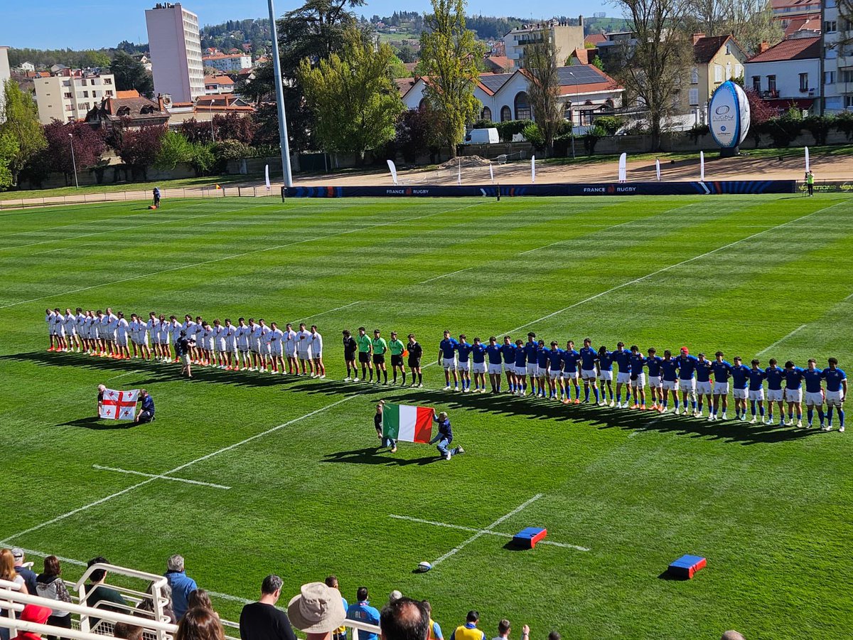 FerryVichy's tweet photo. Nos élèves ont assisté ce jour au Festival U18 Masculin Six Nations, la compétition phare des futurs talents du #rugby mondial. 
Rencontre du jour : 
Géorgie 🇬🇪 - Italie 🇮🇹 
Angleterre 🏴󠁧󠁢󠁥󠁮󠁧󠁿 - Ecosse 🏴󠁧󠁢󠁳󠁣󠁴󠁿
@DSDEN_03 @acclermont @VichyCommunaute @FranceRugby https://t.co/9VepUv4bTQ
