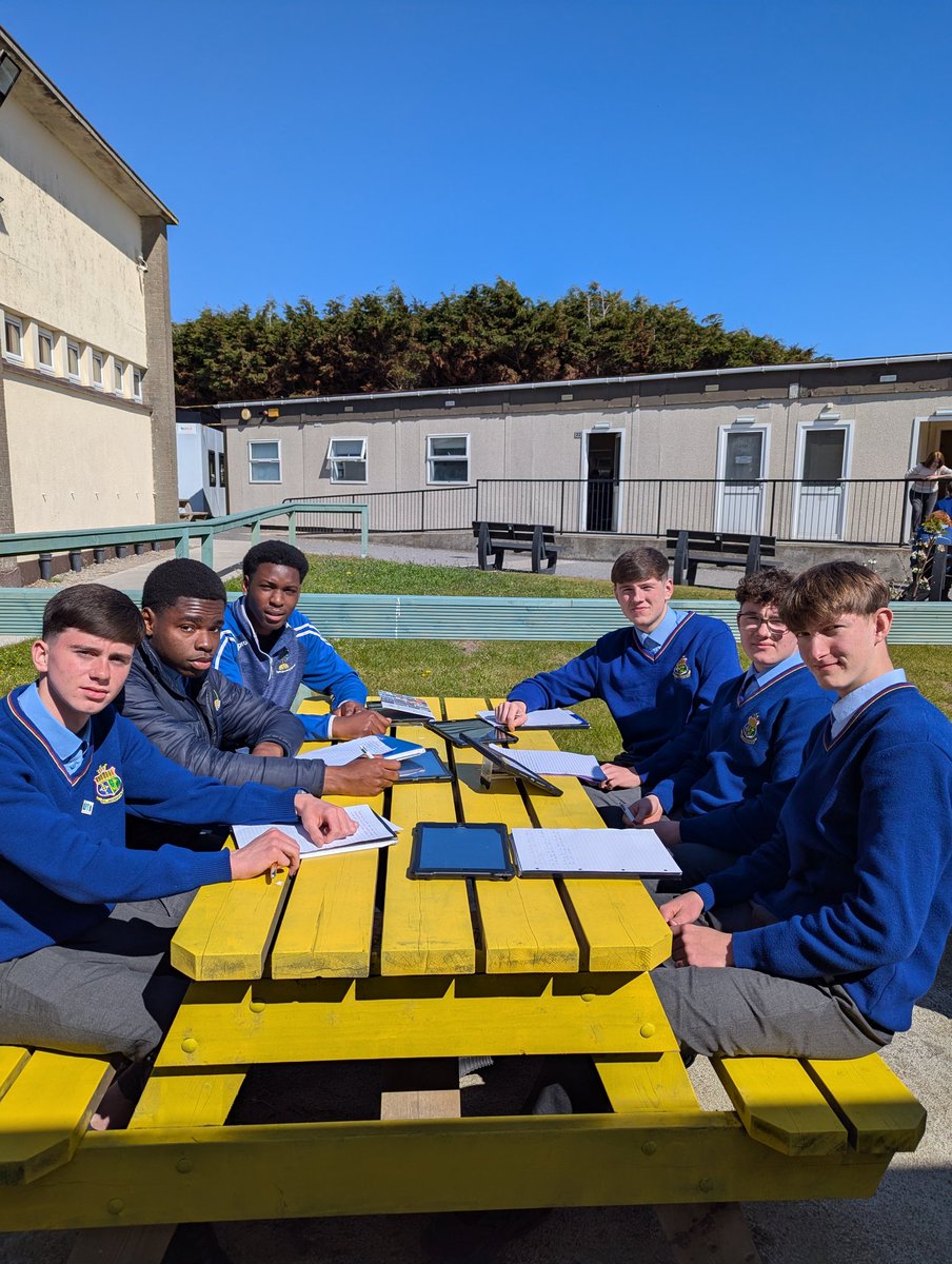 Katie Connolly (@katie_connolly4) on Twitter photo 5th years working on regional geography essays and taking advantage of the good weather. Counting down to Easter break! ☀️ 5th years working on regional geography essays and taking advantage of the good weather. Counting down to Easter break! ☀️