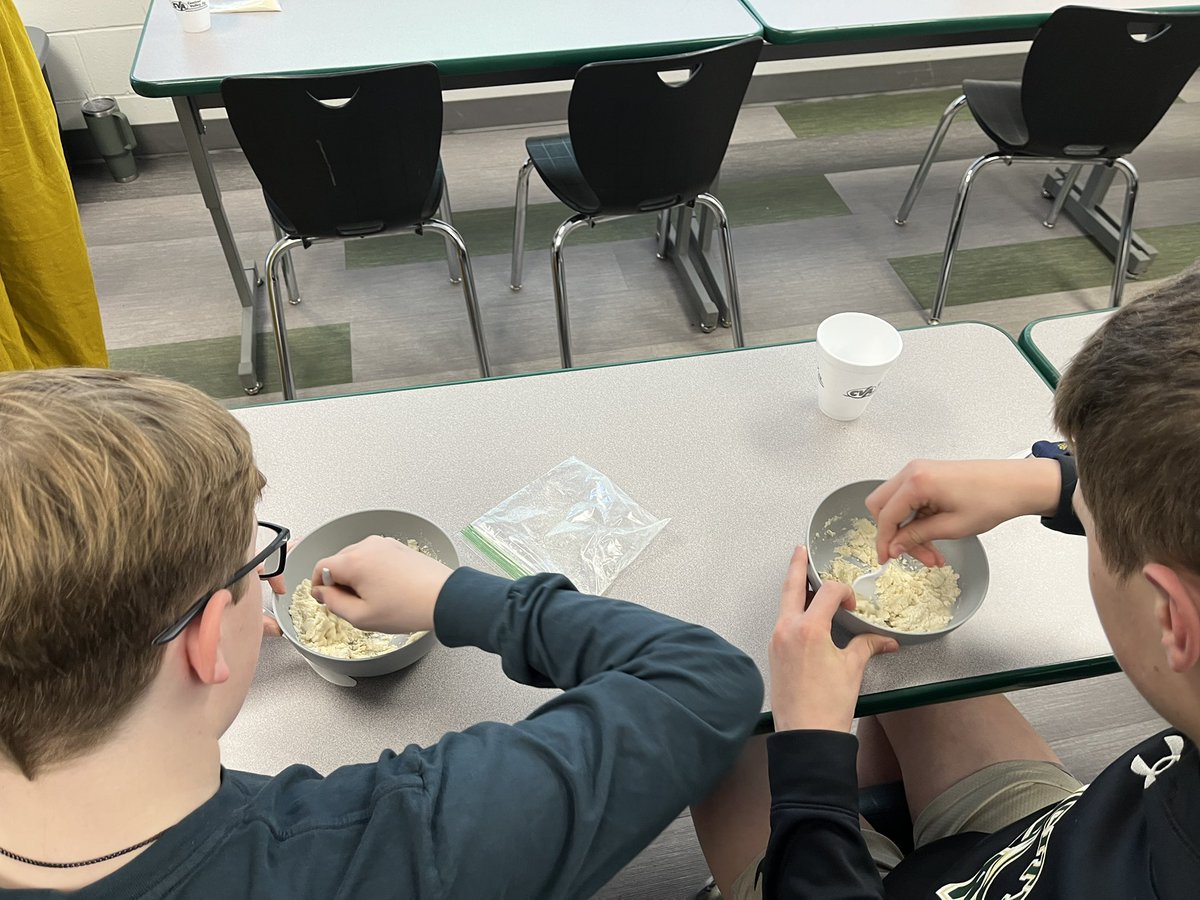 Yesterday 7th grade Ag and Agronomy got to learn about the different food grade corn products from CVA Bradshaw. They also got to test out making corn tortillas. Thank you CVA for the great activity! <a href="/ccpsactivities/">Central City Bison</a> <a href="/CentralCityRN/">Republican Nonpareil</a> <a href="/NTVsGrow/">NTV's Grow</a> <a href="/CentralValleyAg/">Central Valley Ag</a>