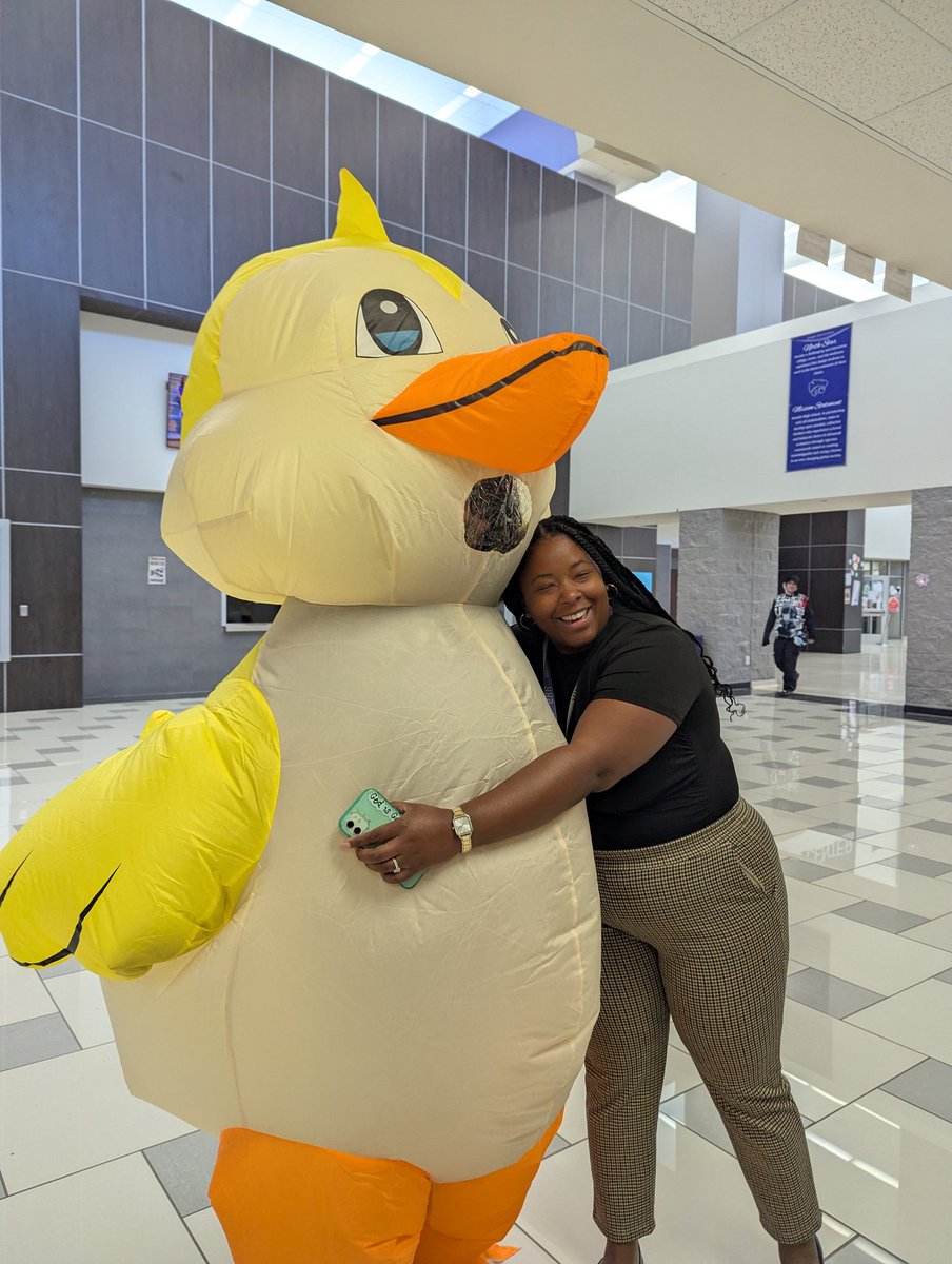hhscte_a's tweet photo. It's AP appreciation week! And Love our APs, we don't try to duck them! 
@HumbleISD_HHS @humblehighstuco https://t.co/paVNhoyBEl