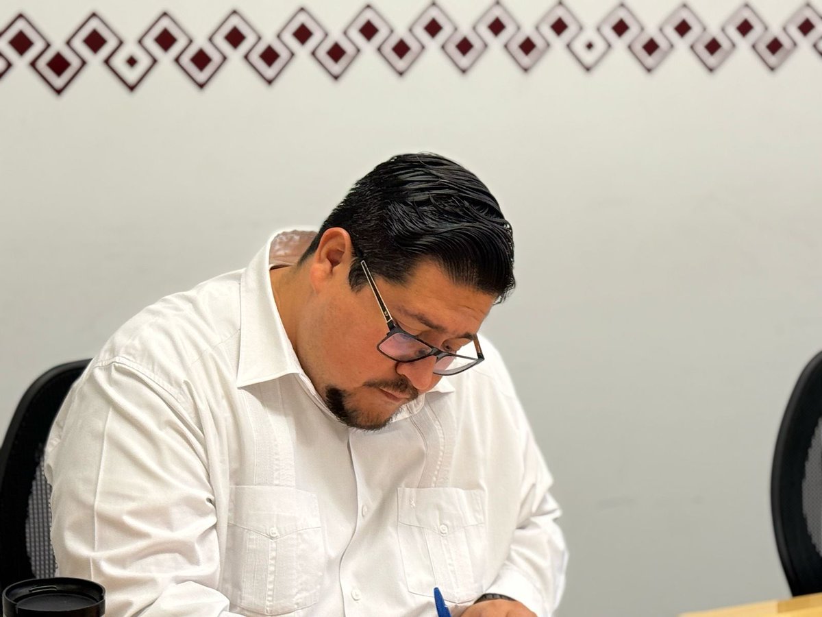 El día de hoy se llevó a cabo la Primera Reunión de Trabajo de la Comisión Especializada de Políticas Públicas 2025-2026. Presidió la Lic. Sara Alma Guadalupe Maza Gayosso, Coordinadora de la Comisión Ejecutiva y Consejera del CPC.