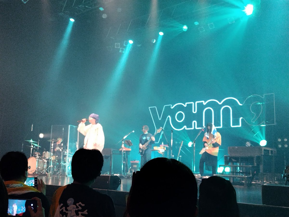 masako_s3's tweet photo. 9日の名古屋1日目🎵
今回かなり前の席でyamaさんを間近に見られた♥

新アルバムの曲を多く聴けたし、更に透明感が増した声、美しいyamaさんワールドを満喫✨
yamaさん、素敵な夜をありがとう!!余韻が凄い…
#yama
#the meaning of life tour https://t.co/wY2mccVAq3