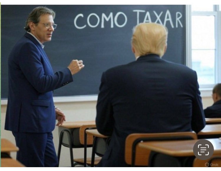 sapogol's tweet photo. Cursinho básico com Haddad!!!! #Trump  😁😂 https://t.co/WTJlC4vauD