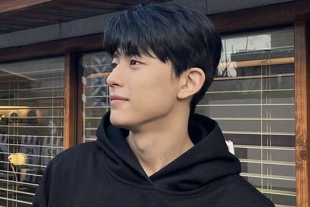 ovybie's tweet photo. raka mulai berjuang ... ?

park solomon ft. cho yihyun
— few posts au written by ovy https://t.co/kmjmuuaDFm