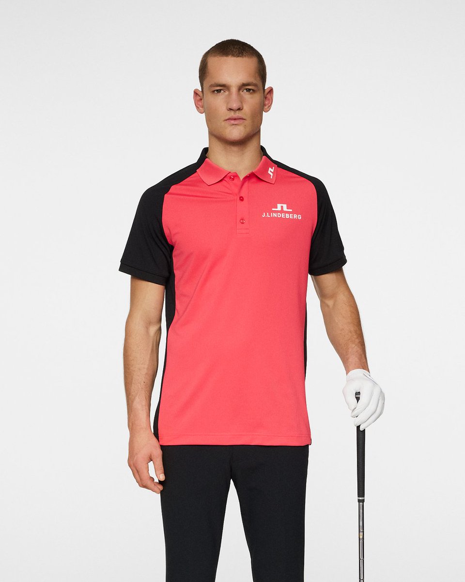 🌺 J.LINDEBERG TOUR COLLECTION 🌺  Just in time for the first major, now available to purchase at @clubhousegolf. Inspired by the azalea flowers surrounding the iconic 13th hole at Augusta.

Shop Shirts 👉🏻bit.ly/42myfa6
Shop Sweaters 👉🏻 bit.ly/42Crx0R