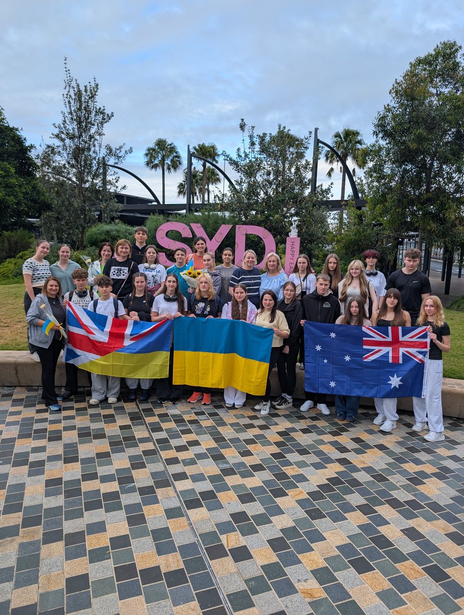 InnaHryhorovyc1's tweet photo. Our students from St. Mary’s Ukrainian School are in sunny 🇦🇺 as part of our cultural immersion programme — showing that being Ukrainian isn’t about geography, but identity. Grateful to the diaspora for keeping our spirit alive across the world. 💙💛 

#StandWithUkraine https://t.co/NAm0tpJrlF