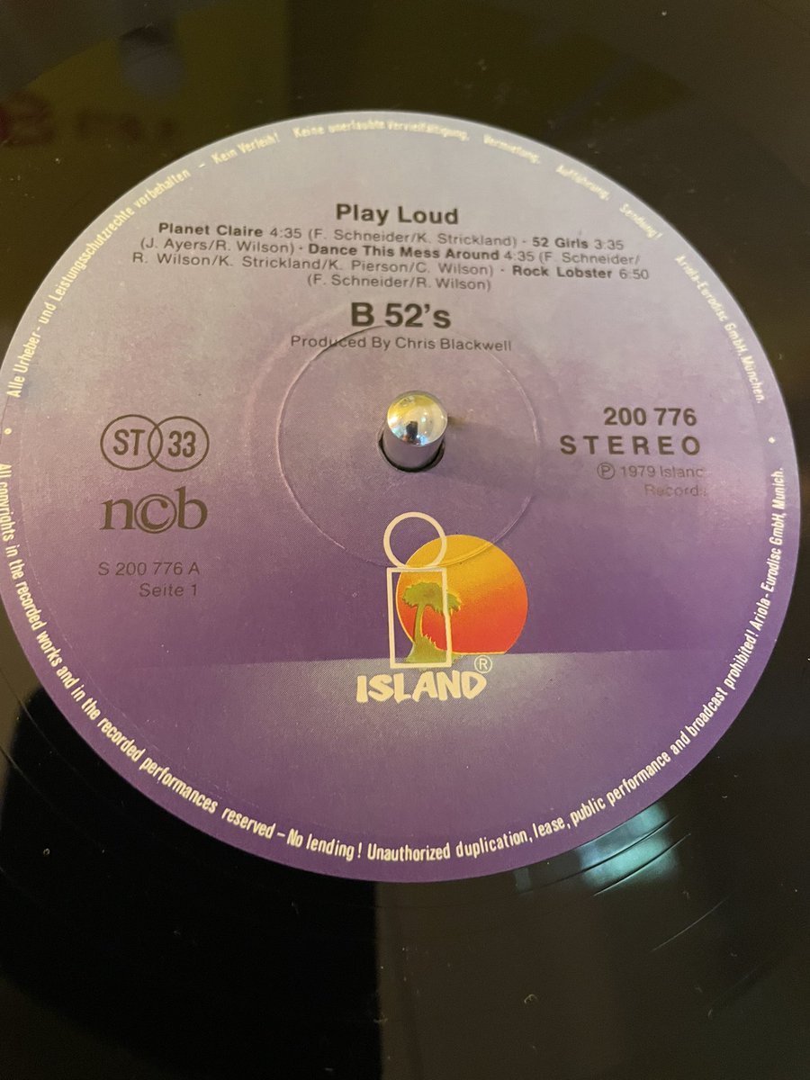 Karin22796909's tweet photo. #vinylJukebox #ThursdayTune 3️⃣ 🦞
@NewWaveAndPunk
@Crookshank101
@afc1903gb @clairy_clairy8 @Flash6246973 @jimmy_viz @SkamanD14 @Jongold7Gold @mattvern @newgaryn @julesobee @749rjoeJoe @mikeywms @nigelburton5 @srobb68 @PaulineMirror https://t.co/0KvIk2UFva