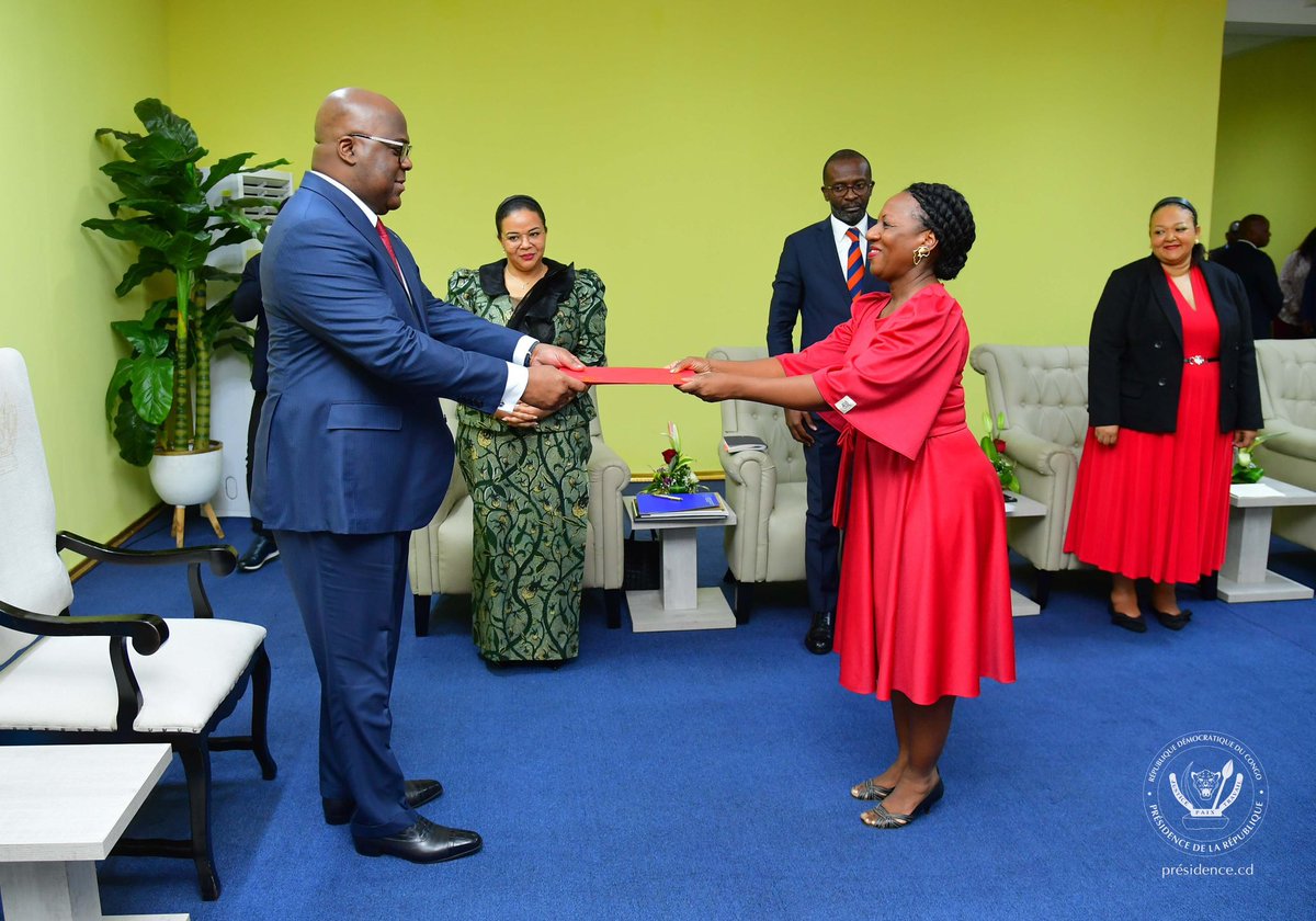 Presidence_RDC's tweet photo. Au cours d’une cérémonie diplomatique organisée ce  jeudi 10 avril 2025 à la Cité de l’Union africaine, le Président  de la République Félix Antoine Tshisekedi Tshilombo a reçu les lettres de créance de Messieurs Kaliisa Farid M., Vasyl Hamianin, Osman Hussein Elamin Ahmed et Madame Laura Evangelia Suarez, ambassadeurs extraordinaires et plénipotentiaires respectivement de l’Ouganda, de l’Ukraine, du Soudan et du Vénézuéla en République Démocratique du Congo (RDC).
https://t.co/zrKEXubIzv