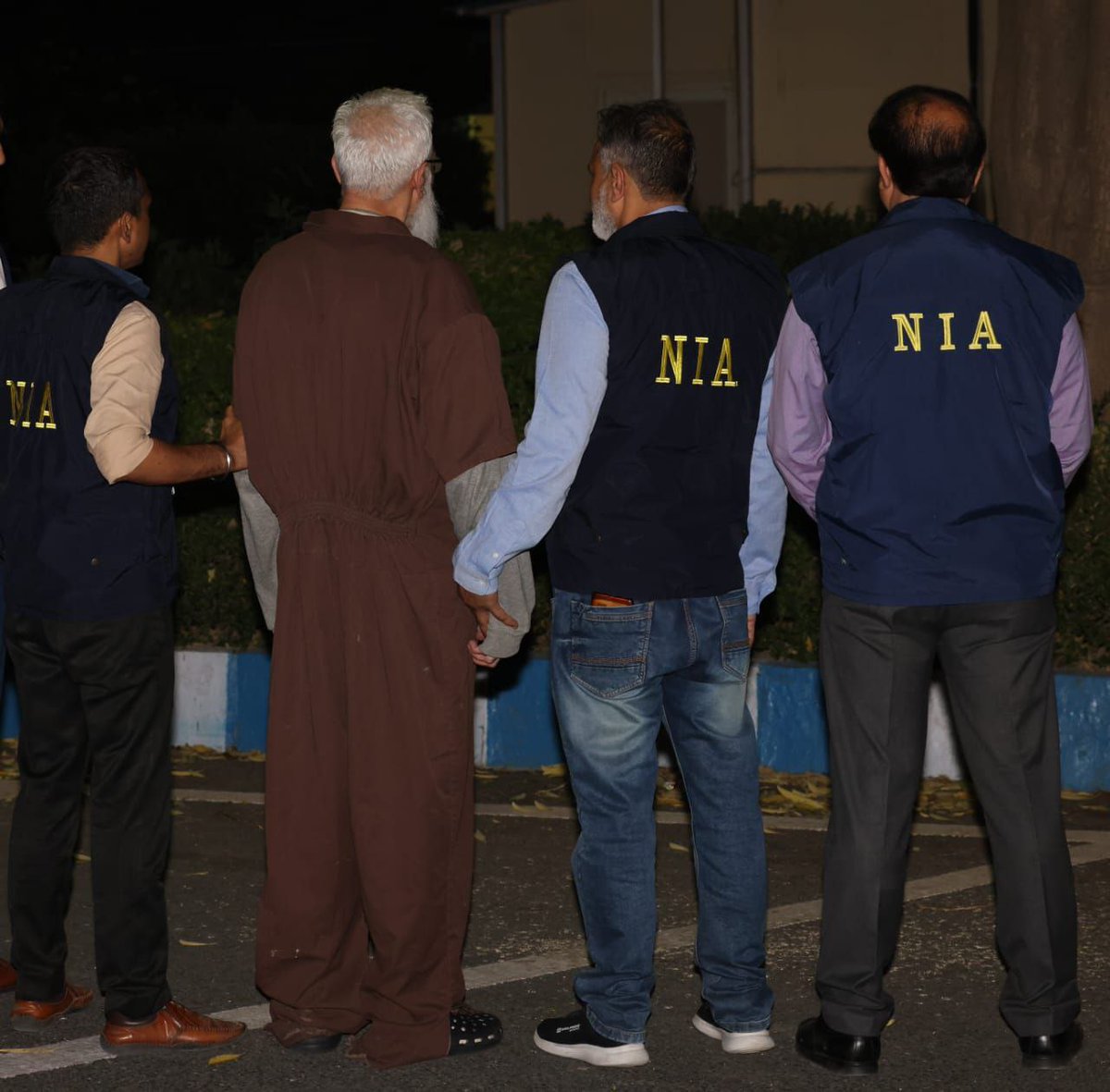 DebashishHiTs's tweet image. 📷 First picture of Tahawwur Hussain Rana in NIA Custody, Delhi 🔥

#tahawwurranaextradition #MumbaiTerrorAttack #Mumbai2611