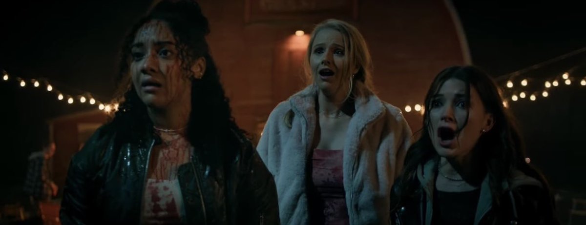 sillierdeadite's tweet photo. slashers are back https://t.co/jVvC5cy1c0