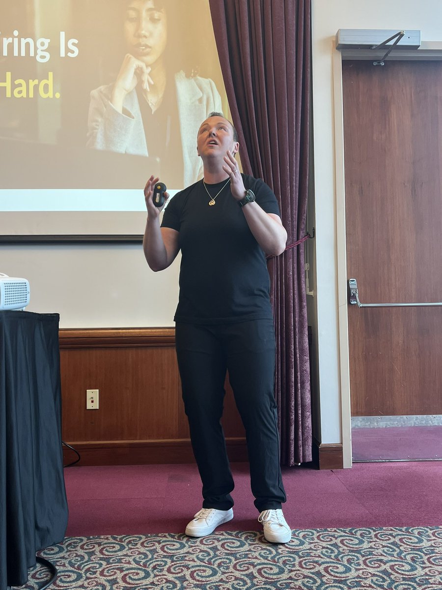 Jennifer Bucienski tweet media