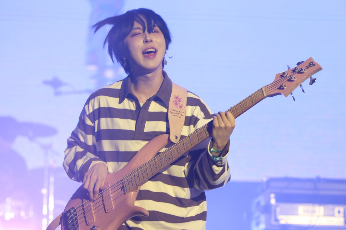 공..공 tweet media