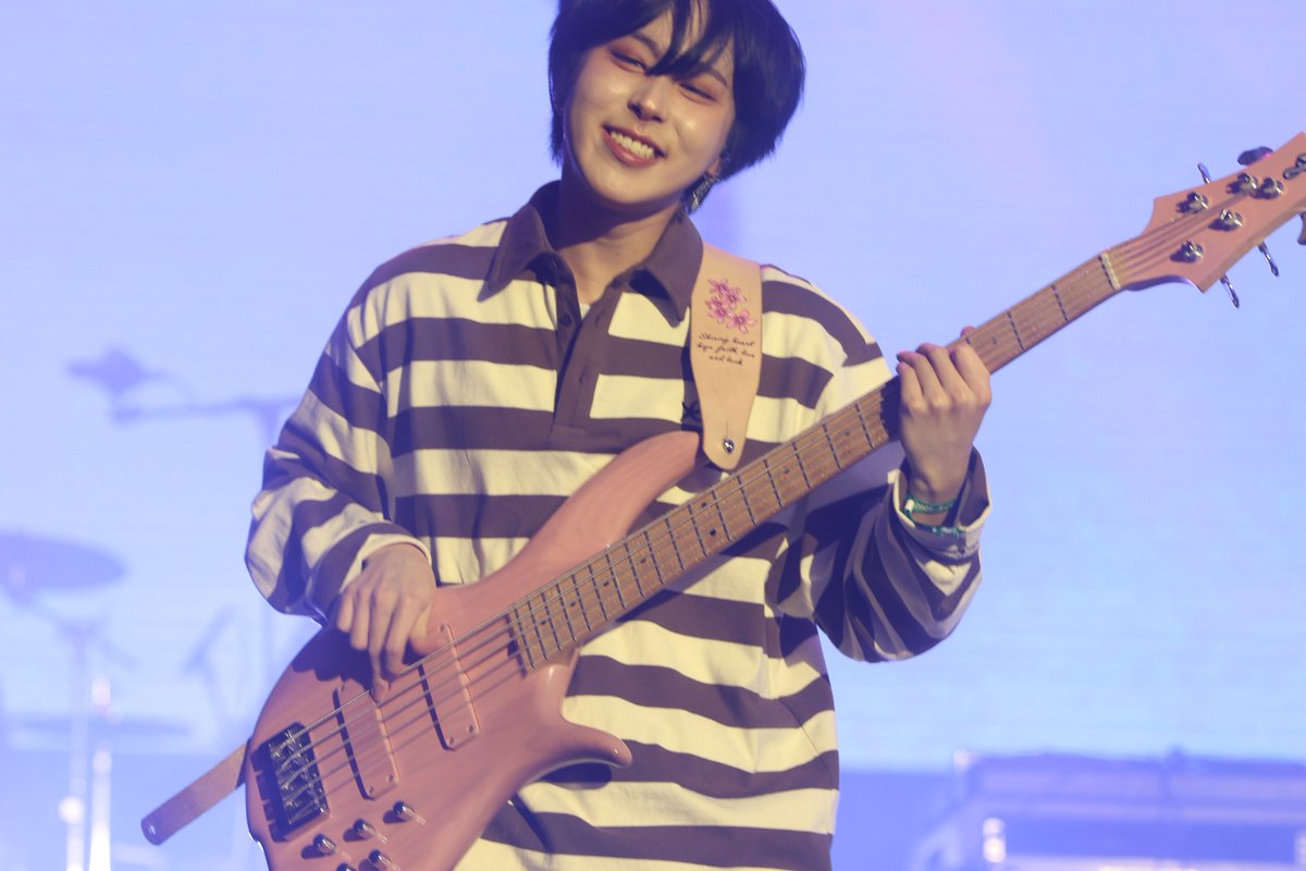 공..공 tweet media