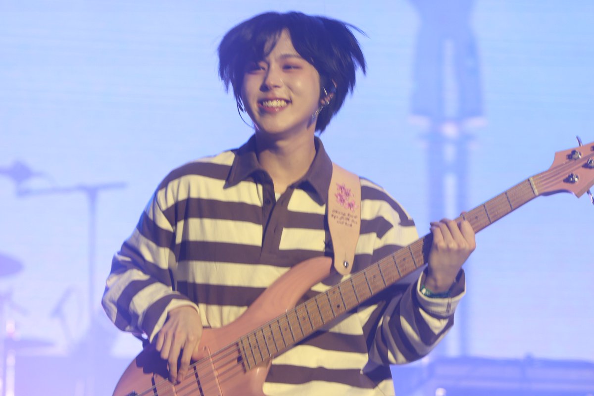 공..공 tweet media