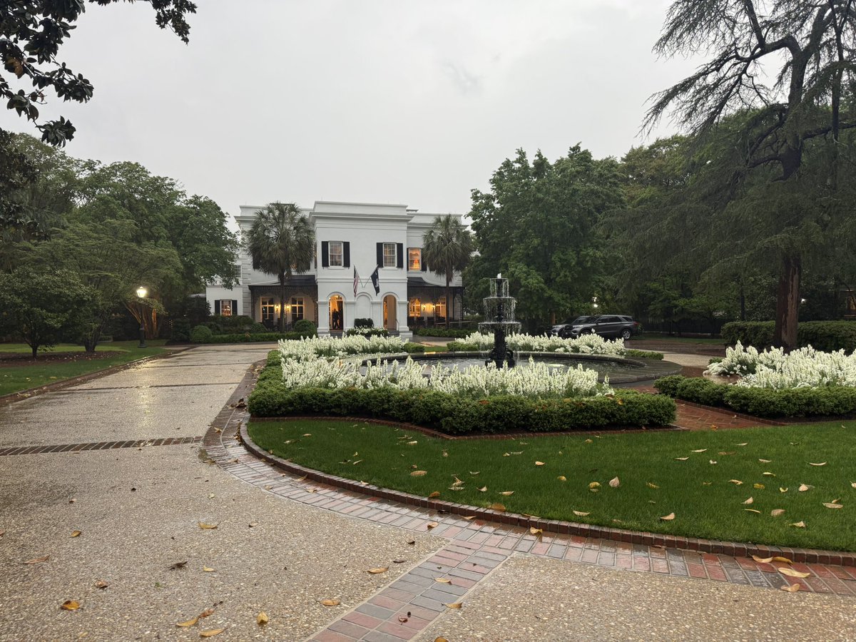 Major TJ Geary (@maj_tj_geary) on Twitter photo Thank you to Governor <a href="/henrymcmaster/">Gov. Henry McMaster</a> for hosting this monthās meeting of the SC Chapter of the <a href="/FBINAAQuantico/">FBINAA, Inc.</a> at the governorās mansion. I was honored to present him w/ my presidentās coin as a token of our appreciation for his steadfast support. SC is a special place. šš“ Thank you to Governor <a href="/henrymcmaster/">Gov. Henry McMaster</a> for hosting this monthās meeting of the SC Chapter of the <a href="/FBINAAQuantico/">FBINAA, Inc.</a> at the governorās mansion. I was honored to present him w/ my presidentās coin as a token of our appreciation for his steadfast support. SC is a special place. šš“