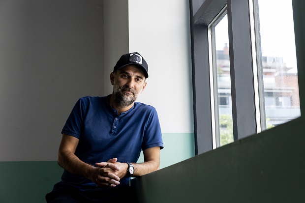 Joan Miquel Oliver <a href="/JoanmiOliver/">Joan Miquel Oliver</a> ens presenta el seu nou disc "Música tecnològica" <a href="/blauproduccion/">Blau Producciones</a> Programa "ActualiCAT" <a href="/OnaCatRadio/">OnaCat.Ràdio</a> Divendres, dia 11, a les 9h, 13h i 19h